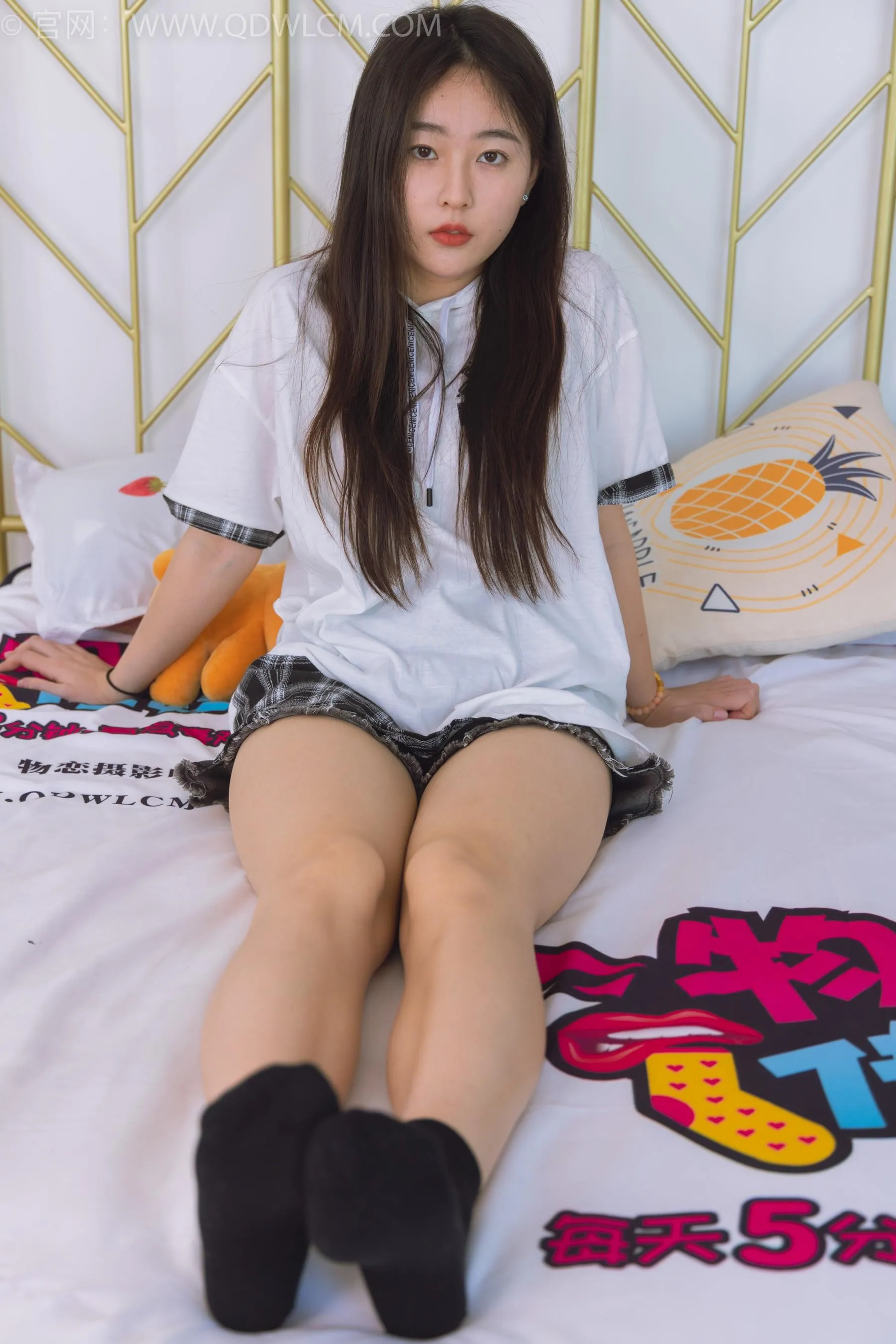 物恋传媒 NO.1529 美兔-秋日落叶 [151P]插图8